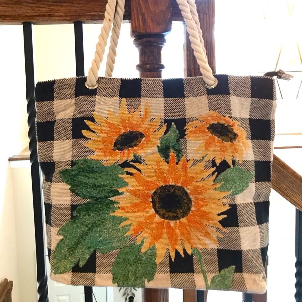 ๐๐Cute Spring Time Tote๐ - Picture 10 of 11